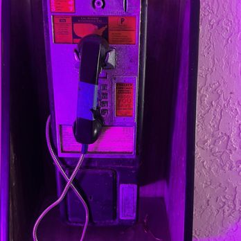 La Veranda Italian Restaurant - Pay phone - Italian Near Me - Pompano Beach, Florida