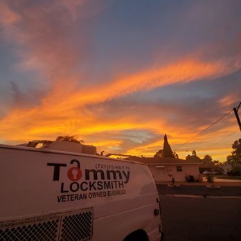 Tommy Locksmith - St Pete Beach sky - Keys & Locksmiths Near Me - St. Pete Beach, Florida Tommy Locksmith - St Pete Beach sky - Keys & Locksmiths Near Me - St. Pete Beach, Florida