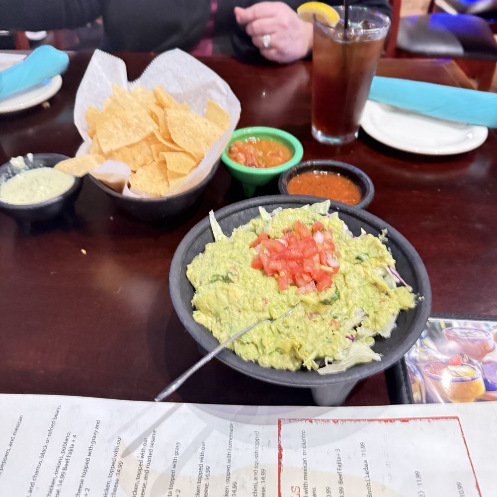 El Asador - The huge thing of guac - Mexican Near Me - Katy, Texas