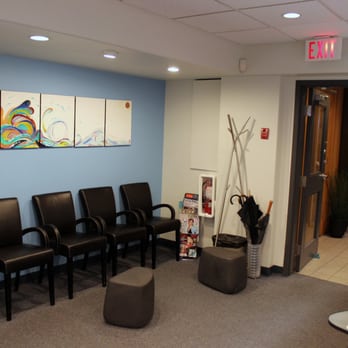 CHANGEpain - Lounge 1 - Physical Therapy Near Me - Burnaby, British Columbia CHANGEpain - Lounge 1 - Physical Therapy Near Me - Burnaby, British Columbia