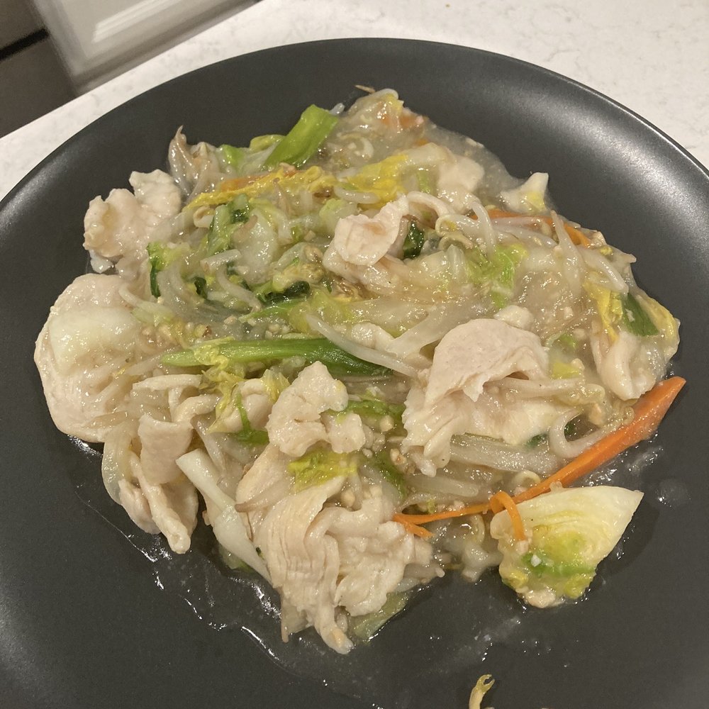 Peking Chinese Restaurant - a plate of noodles and vegetables - Chinese Near Me - Fort Pierce, Florida Peking Chinese Restaurant - a plate of noodles and vegetables - Chinese Near Me - Fort Pierce, Florida