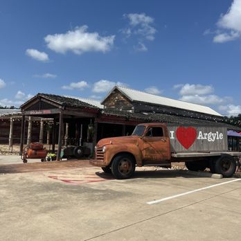 Earl and Isabella's Taverna - The antique 'fire truck' - Pizza Near Me - Argyle, Texas Earl and Isabella's Taverna - The antique 'fire truck' - Pizza Near Me - Argyle, Texas