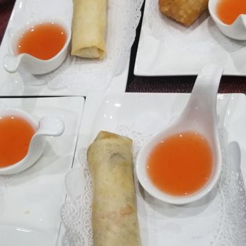 Windsor Asian Bistro - Spring roll and eggroll - Chinese Near Me - Windsor, Connecticut