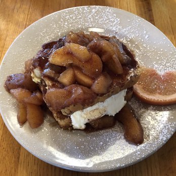Mae's Cafe & Bakery - Breakfast & Brunch Near Me - Bath, Maine
