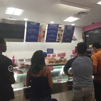 Baskin-Robbins - Pretty crowded this time of night. - Ice Cream & Frozen Yogurt Near Me - Santa Fe, New Mexico Baskin-Robbins - Pretty crowded this time of night. - Ice Cream & Frozen Yogurt Near Me - Santa Fe, New Mexico