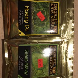 The bag says 50, which is GRAMS, not ounces. Don't be given the wrong info The bag says 50, which is GRAMS, not ounces. Don't be given the wrong info