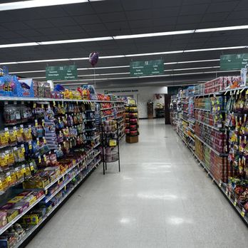Foodland - Grocery Near Me - Haleiwa, Hawaii