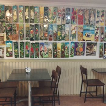 Cafe 4342 & Gift Shop - Displays - Restaurants Near Me - Forest Hill, QLD