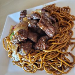 Garlic Noodles/ Mi Toi