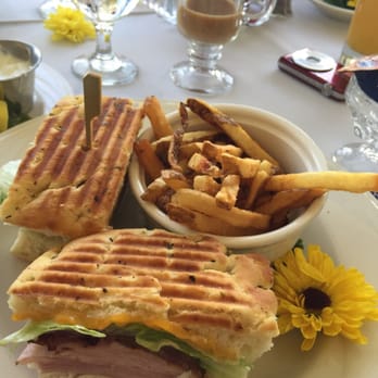 The Veranda Restaurant - Club Panini - Desserts Near Me - Fallbrook, California