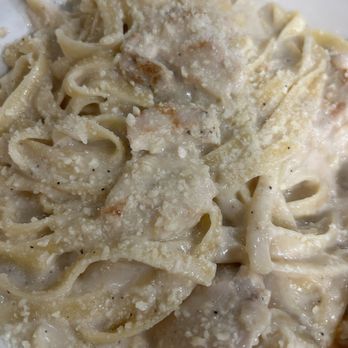 Rigatoni's - Chicken Fettuccine Alfredo - Italian Near Me - Dublin, California Rigatoni's - Chicken Fettuccine Alfredo - Italian Near Me - Dublin, California