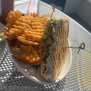 Tower39 Rooftop Lounge - New American Near Me - Carlsbad, California