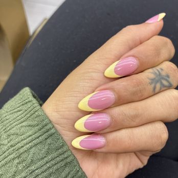 Gloss Nail Bar - Nail Salons Near Me - Houston, Texas