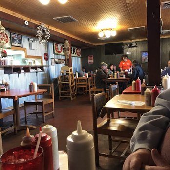 Greenbrier Restaurant - Inside Greenbrier Barbecue - Barbeque Near Me - Madison, Alabama Greenbrier Restaurant - Inside Greenbrier Barbecue - Barbeque Near Me - Madison, Alabama