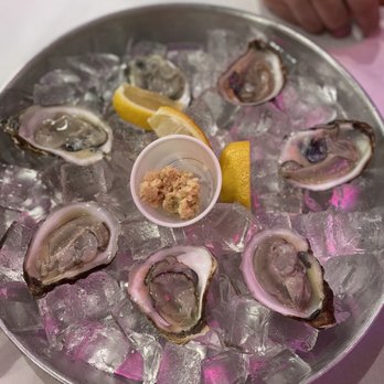 Crackin' Crab Santa Fe Seafood Boil - Fresh Blue Point Oysters - Cajun/Creole Near Me - Santa Fe, New Mexico