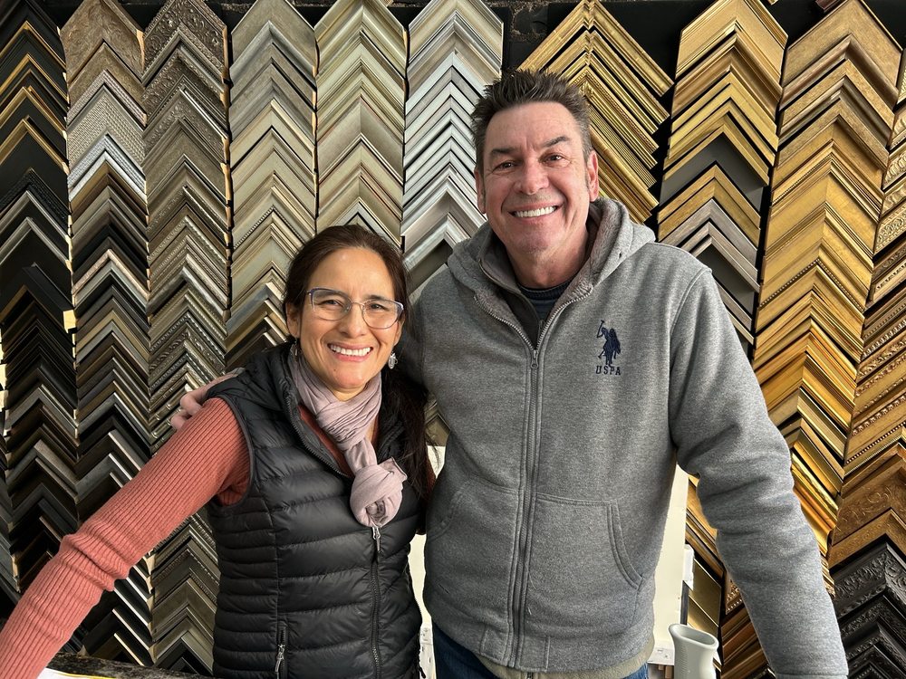 U & I Deco Fine Arts & Framing