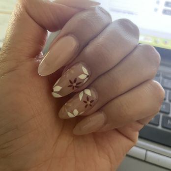 Pink Sky Nails & Spa - Flower nails art - Nail Salons Near Me - Highland, California