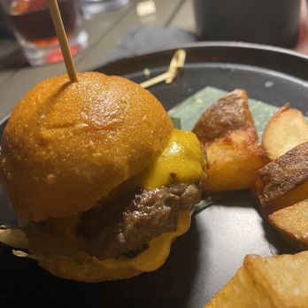 Amazonia Nikkei - WAGYU SLIDERS - Japanese Near Me - Miami Lakes, Florida