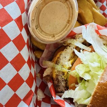Colorado Grill- Clovis - Burgers Near Me - Clovis, California