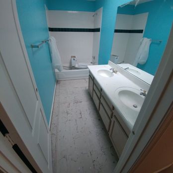 R & A Remodeling & Demo - Before: Extremely in need of a makeover, dated fixtures, and those hideous blue walls - Handyman Near Me R & A Remodeling & Demo - Before: Extremely in need of a makeover, dated fixtures, and those hideous blue walls - Handyman Near Me