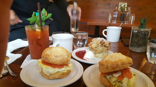 milk glass mrkt by null