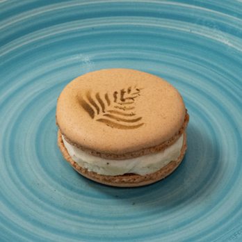 Von’s Coffee Shoppe - Vegan Almond Latte Macaroons - Vegan Near Me - Ft Worth, Texas