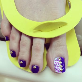 Elite Nails - Toe design by Trinni - Nail Salons Near Me - Austin, Texas