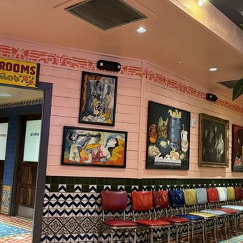 Chuy's - Beautiful inside decor - Bars Near Me - Pembroke Pines, Florida
