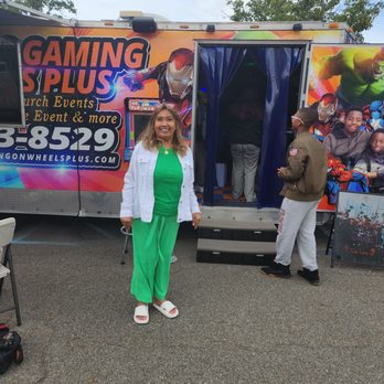 Prestigious Gaming On Wheels Plus - The Glue  at PCA - Game Truck Rental Near Me