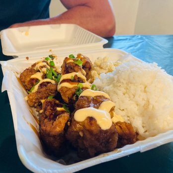 Joey's Kitchen Napili - Garlic chicken - Filipino Near Me - Lahaina, Hawaii