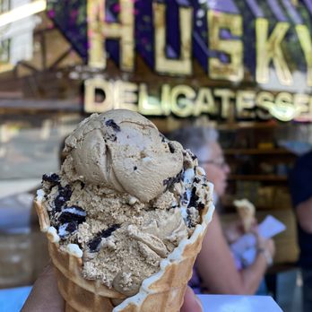 Husky Deli - 7/24/2022 mini waffle Coffee Oreo - Ice Cream & Frozen Yogurt Near Me - Seattle, Washington