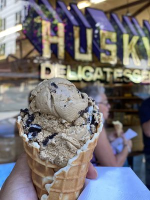 Husky Deli & Catering & Ice Cream by null