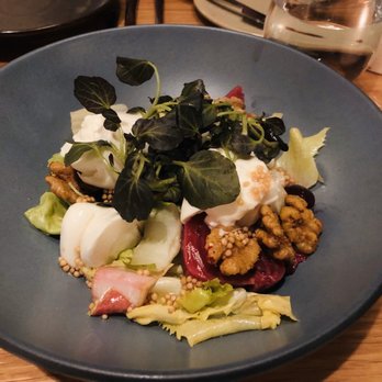 Limewood Bar & Restaurant - Salad - New American Near Me - Berkeley, California
