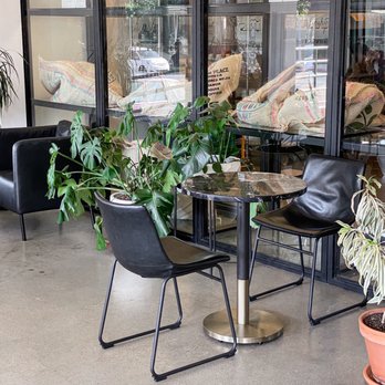 Kinship Coffee - Coffee & Tea Near Me - Astoria, New York