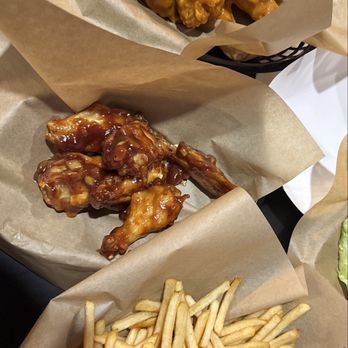 Wicked Wings - 6 Buffalo wings and 6 honey bbq with the fries that are included in the $20 all you can eat. - Burgers Near Me - Fullerton, California Wicked Wings - 6 Buffalo wings and 6 honey bbq with the fries that are included in the $20 all you can eat. - Burgers Near Me - Fullerton, California