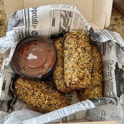 Berardi Brothers Pizza - Mozzarella sticks