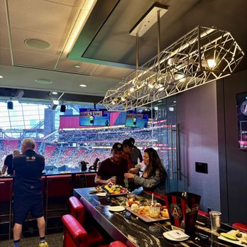 Mercedes-Benz Stadium - Stadiums & Arenas Near Me - Atlanta, Georgia