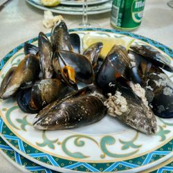 El Túnel - Mejillones, bastante mejorables en calidad y sabor