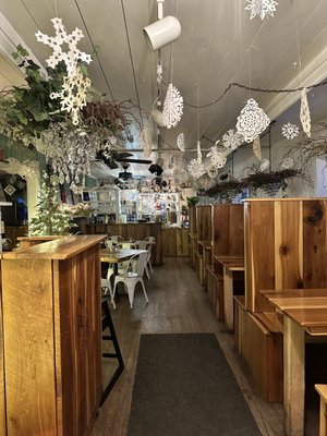 Bird's Nest Cafe by null
