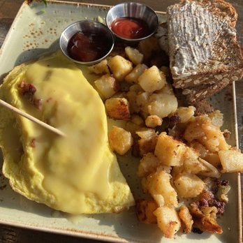 First Watch - Meat Omelette, potatoes, and toast - Breakfast & Brunch Near Me - Florence, Kentucky First Watch - Meat Omelette, potatoes, and toast - Breakfast & Brunch Near Me - Florence, Kentucky