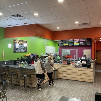Pulp Juice And Smoothie Bar - two people sitting at the counter - Juice Bars & Smoothies Near Me - Lewis Center, Ohio