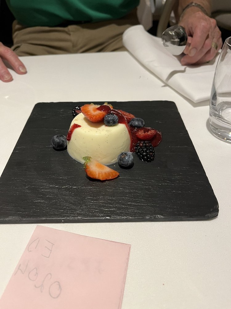 EDERA Updated September 2024 12 Photos & 18 Reviews 148 Holland