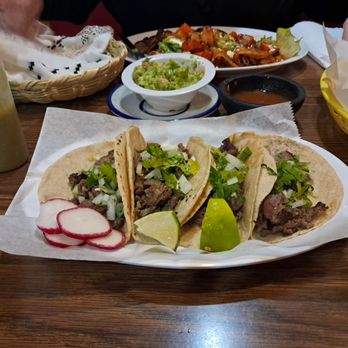 El Grillo - Steak tacos - Mexican Near Me - Middletown, Ohio