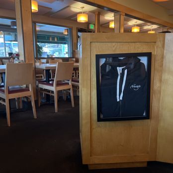 Hugo's - Front - Breakfast & Brunch Near Me - Studio City, California