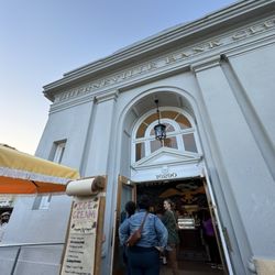 Guerneville Bank Club - Outside