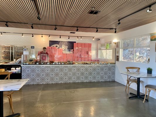 Bob’s Donuts by null