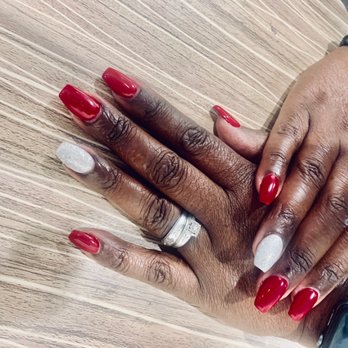 Lavender Nail Salon - Kimmie only - Nail Salons Near Me - Sacramento, California