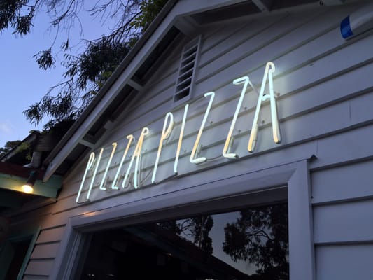 Pizza Pizza by null