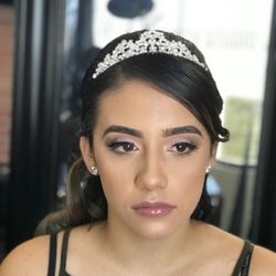 X Beauty Studio - Makeup & hair by @jasminxmoreno