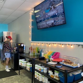 By The Beach Nutrition - a woman preparing food - Juice Bars & Smoothies Near Me - Myrtle Beach, South Carolina By The Beach Nutrition - a woman preparing food - Juice Bars & Smoothies Near Me - Myrtle Beach, South Carolina